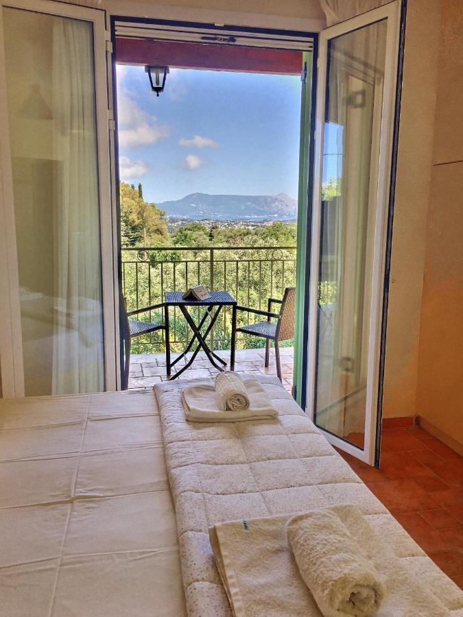 Gastouri Villa Pascalia With Heated Pool In October And Views Ahílio Kültér fotó